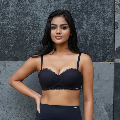 Bandeau-Style Wireless Bra With Scalloped Trim