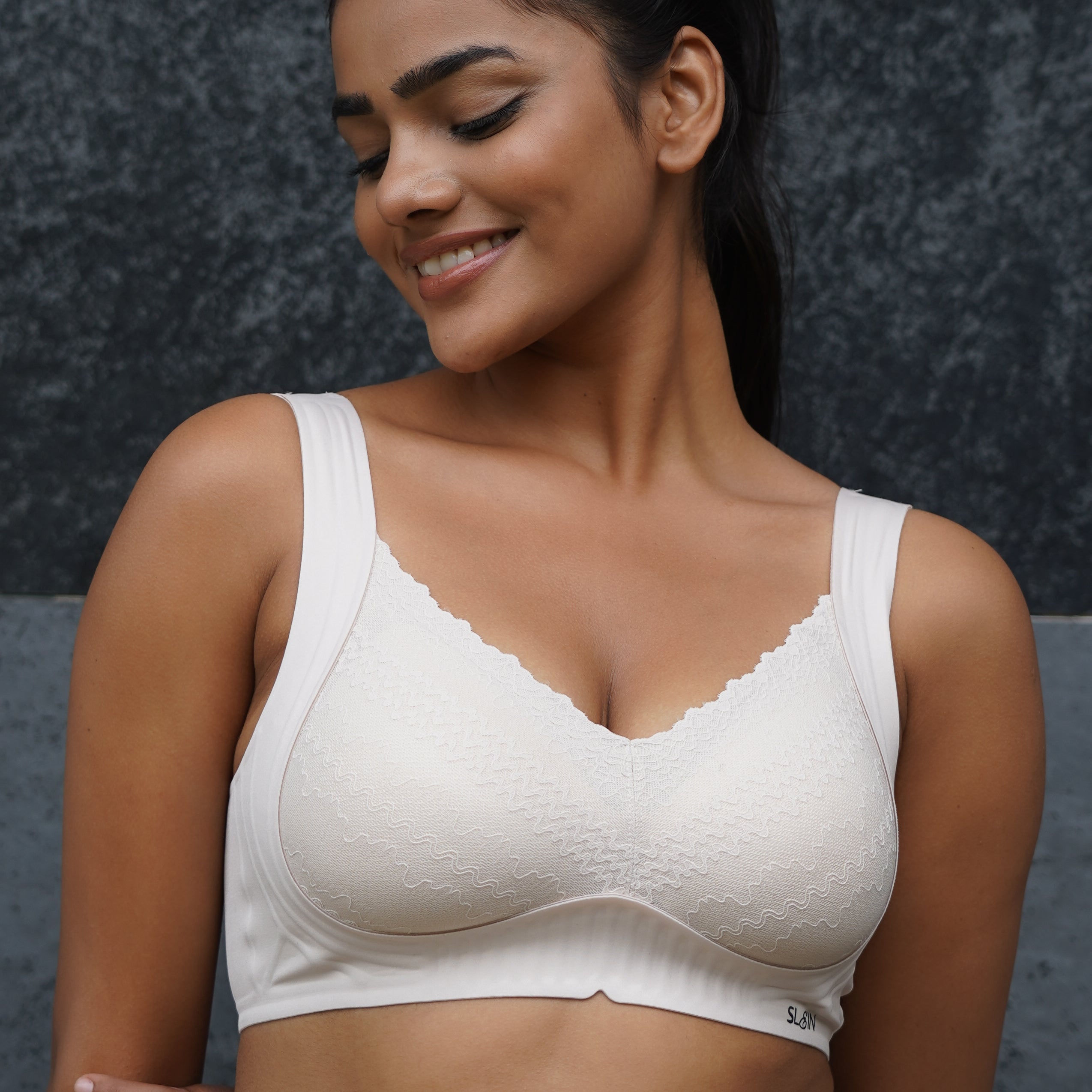 Full Coverage Everyday Support Bra