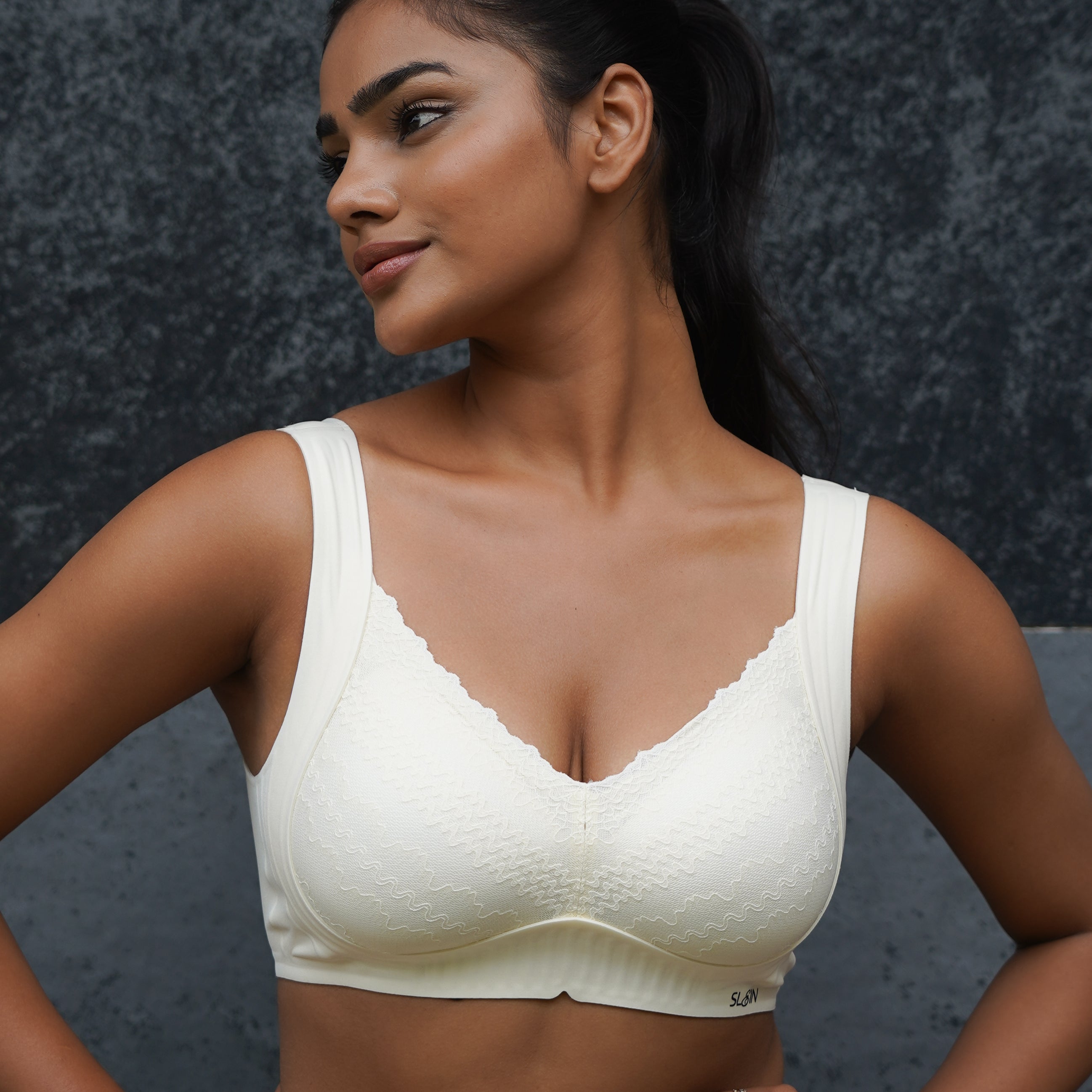 Full Coverage Everyday Support Bra