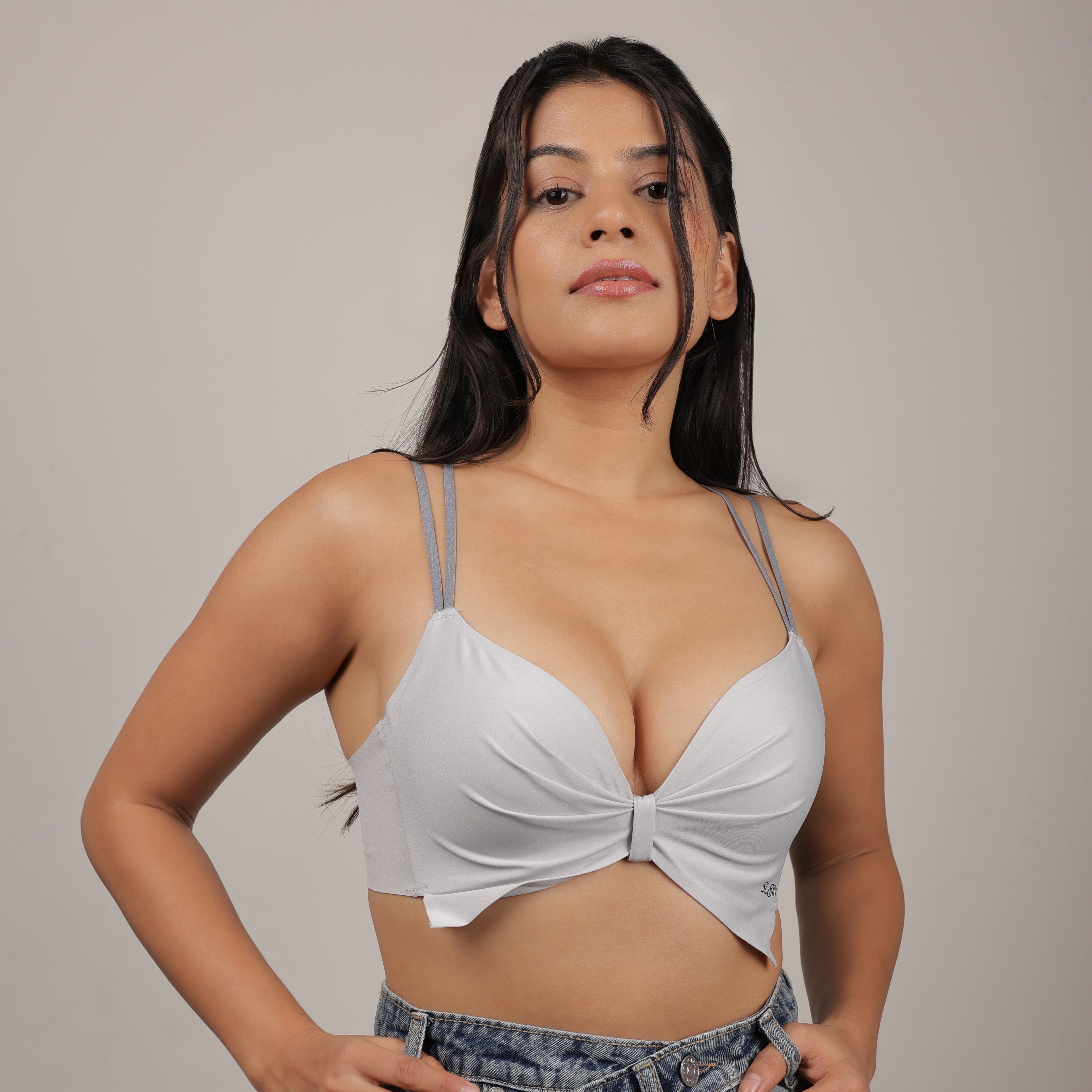 Ruched Back Clouser Bra