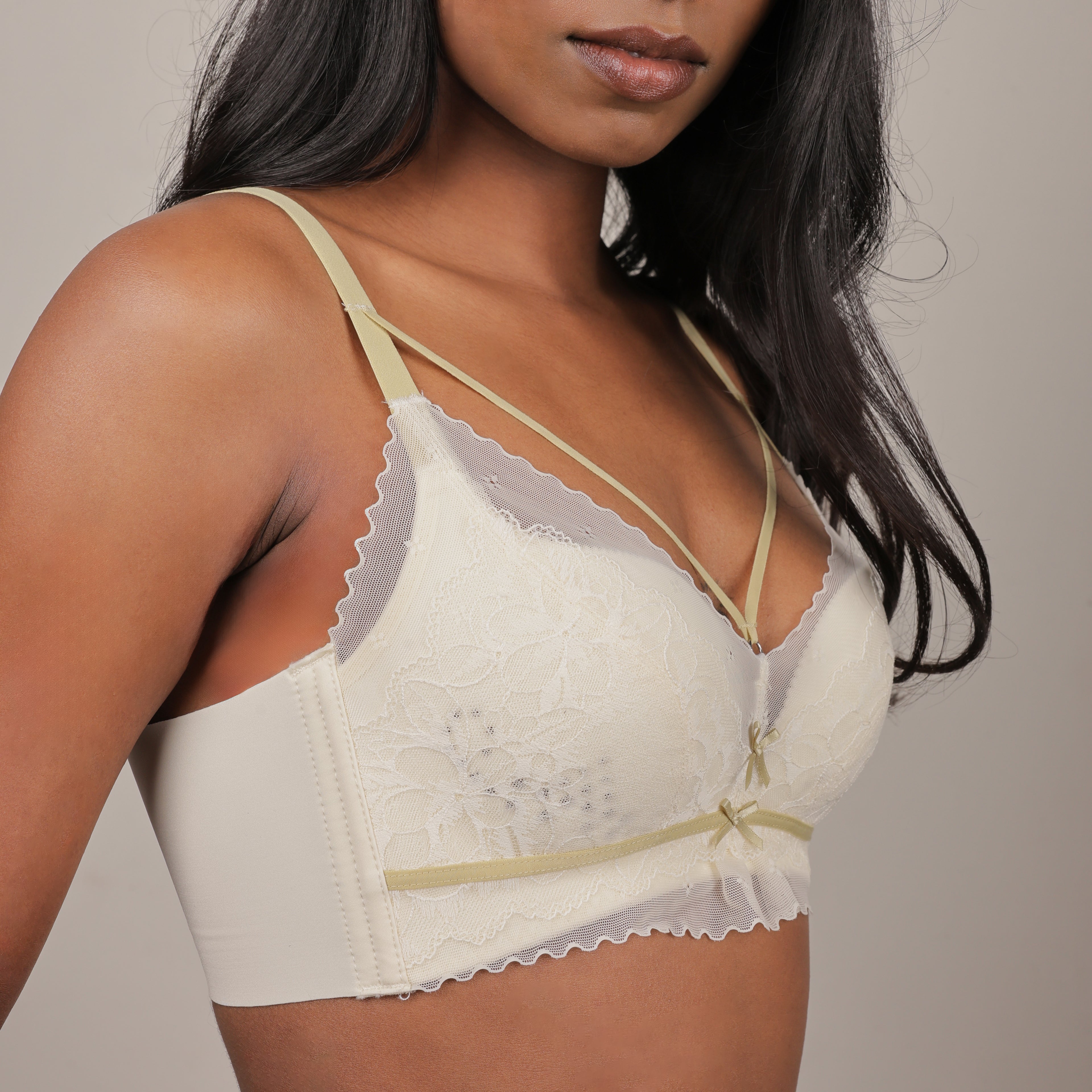 Full Coverage Lace Plunge Bra