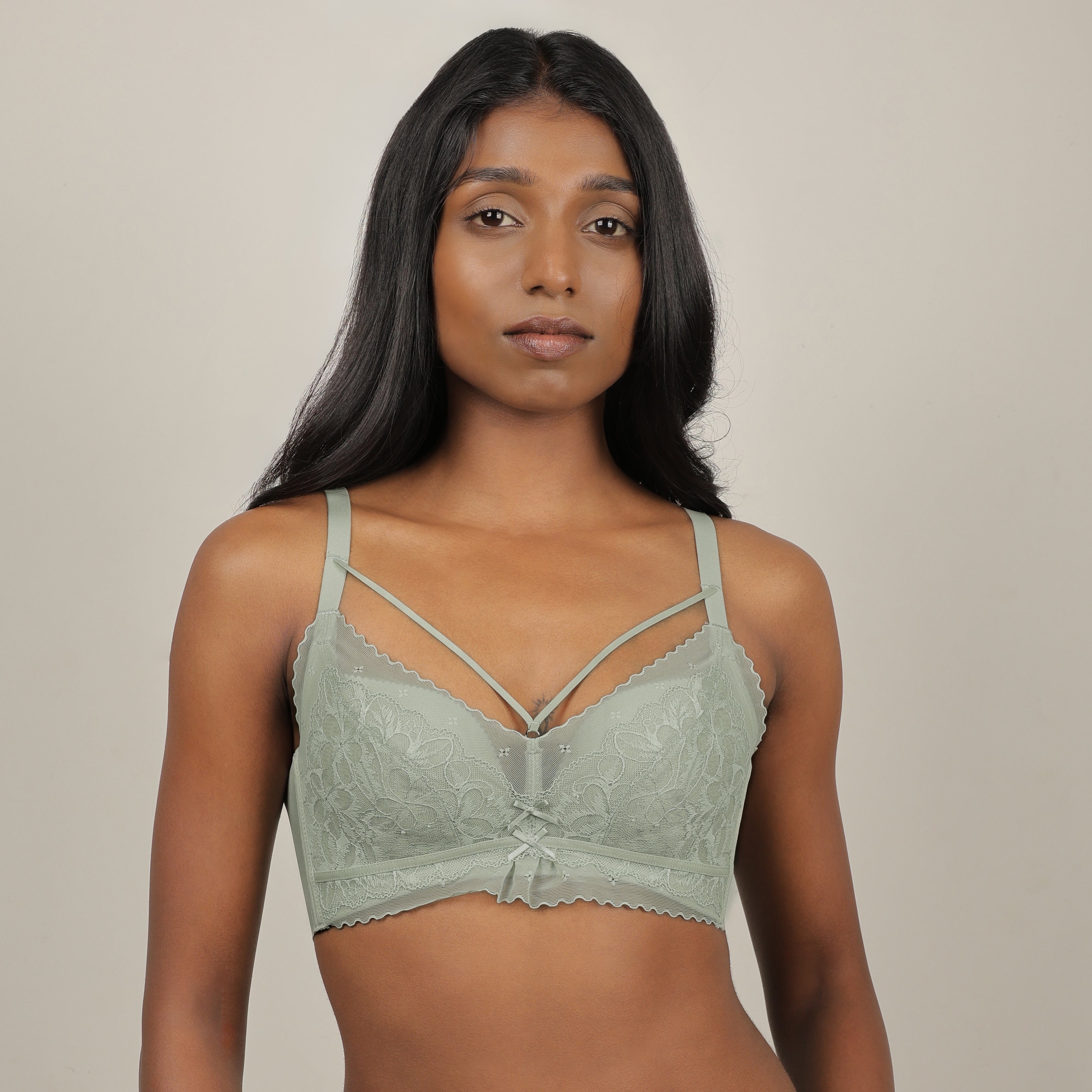 Full Coverage Lace Plunge Bra