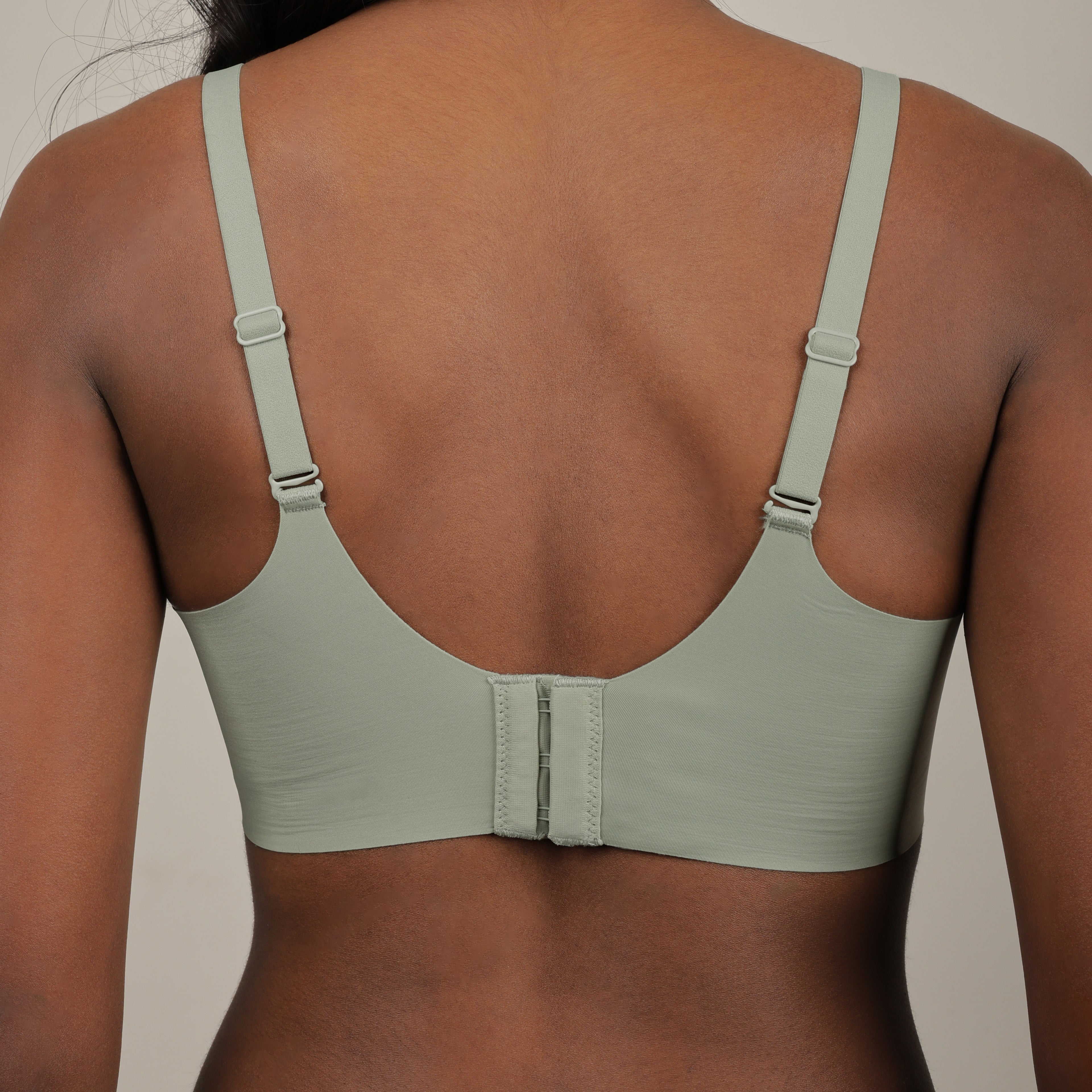 Full Coverage Lace Plunge Bra