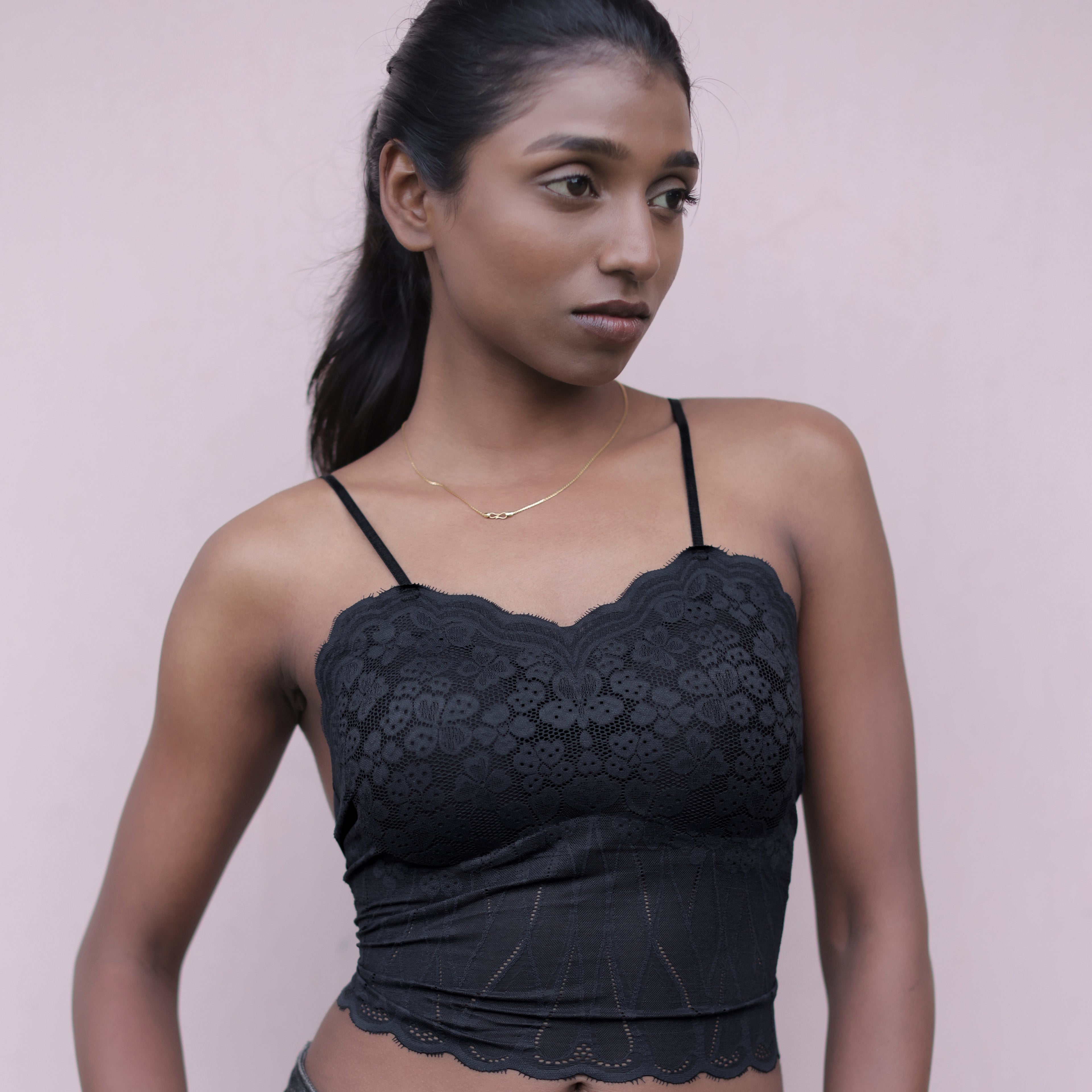Seamless Scoop Top