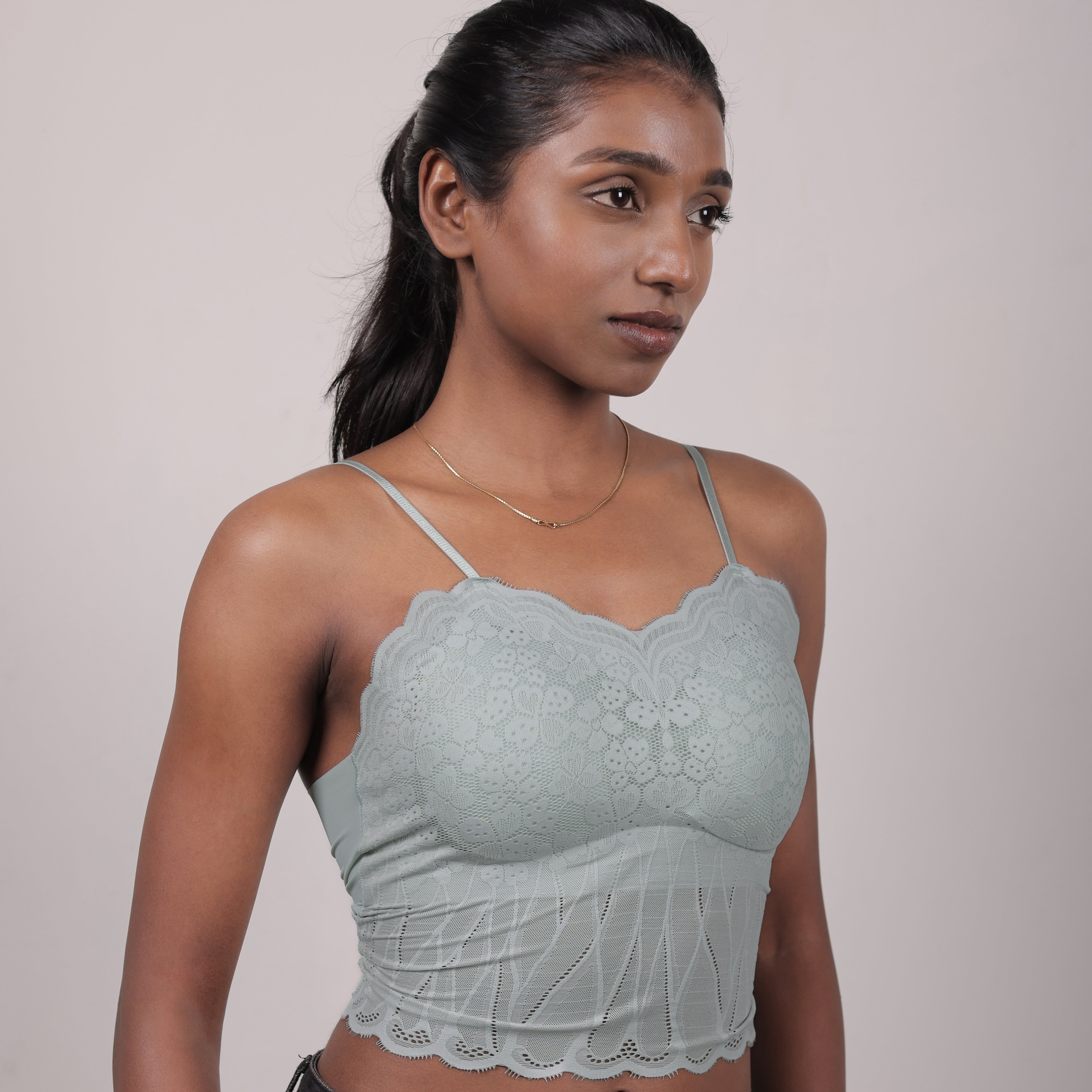 Seamless Scoop Top