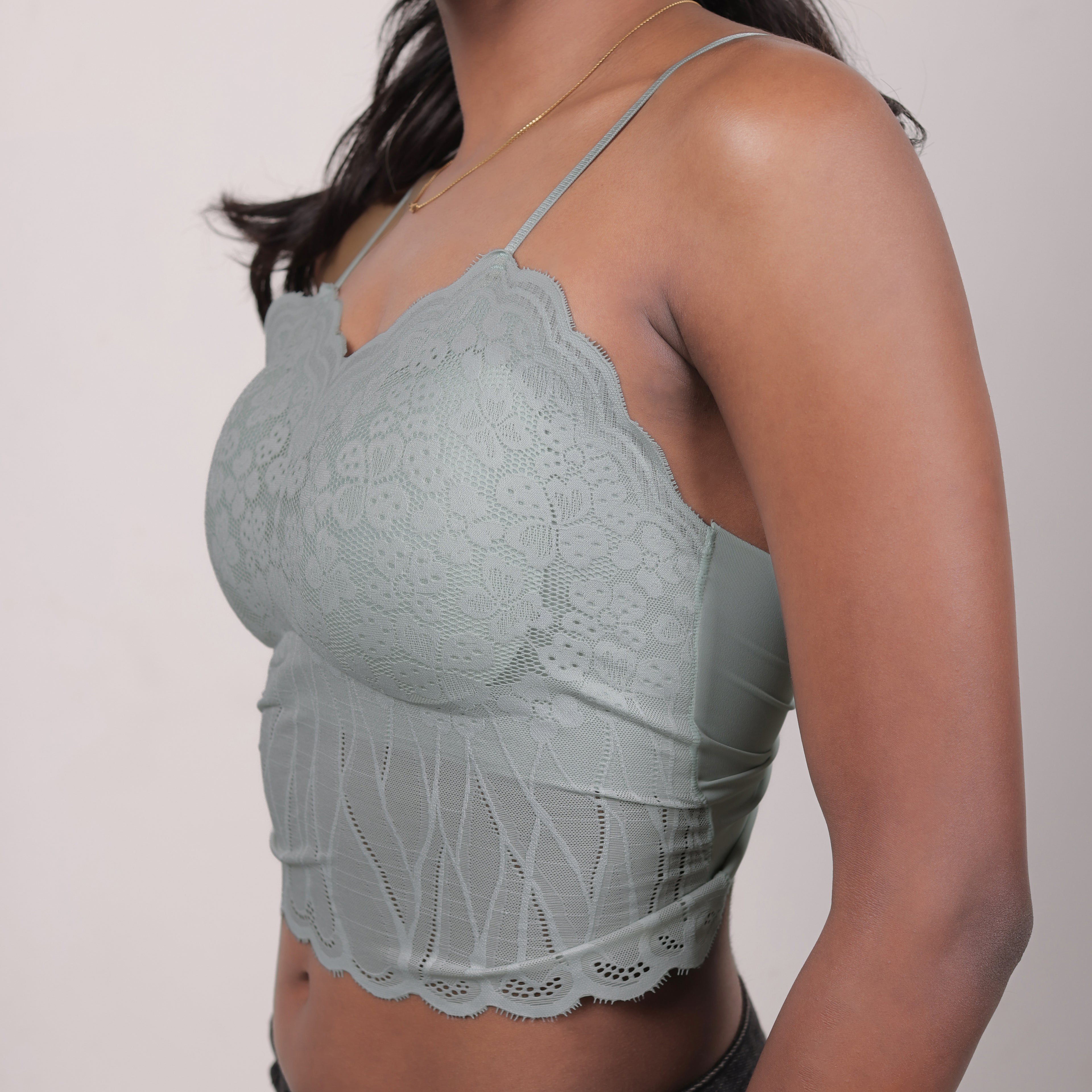 Seamless Scoop Top