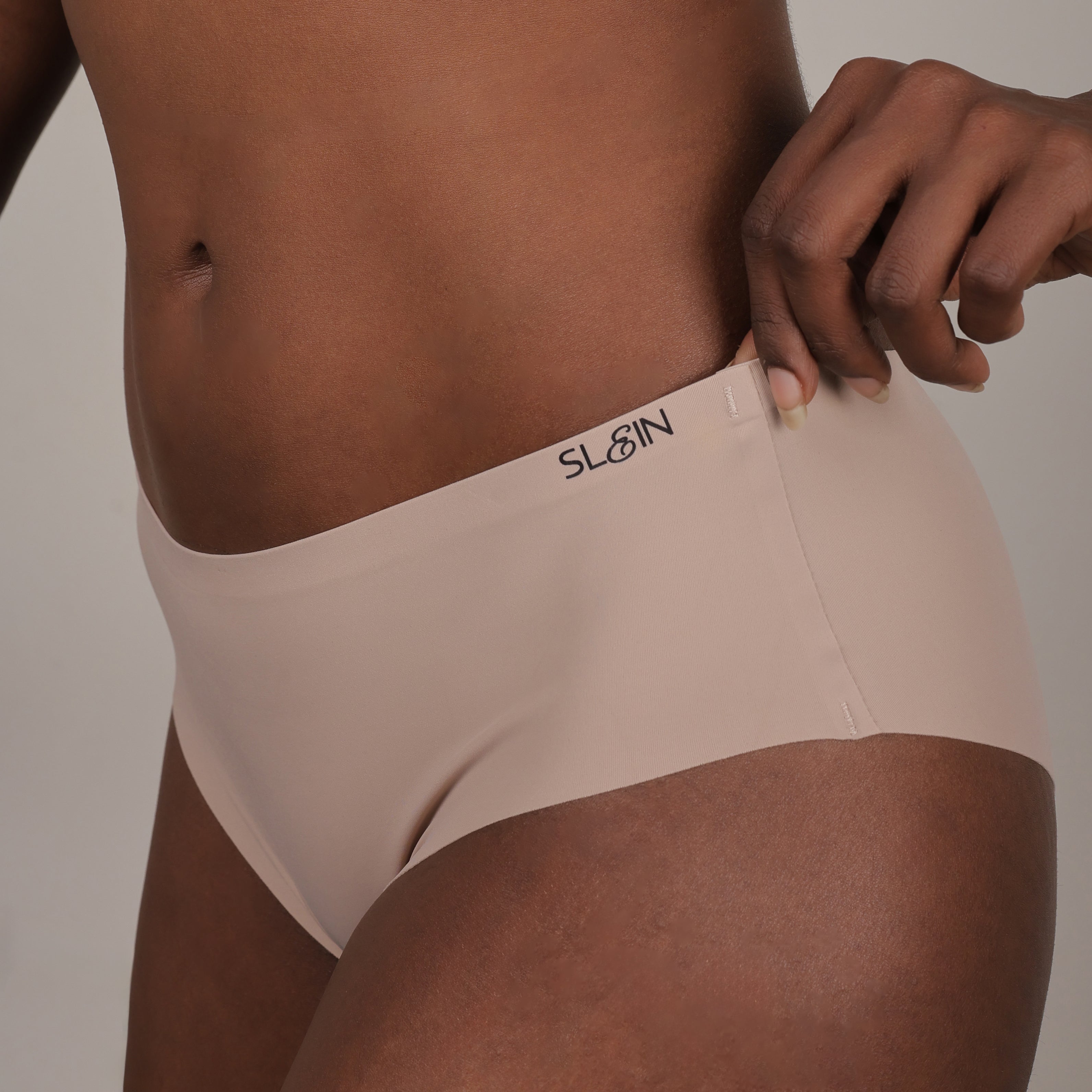 Seamless Mid Rise Thongs
